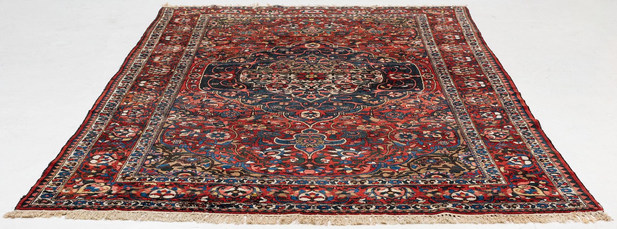 Matta semiantik Chahar Mahal och Bakthiaril, sannolikt Pir Balut, ca 341 x 221 cm.