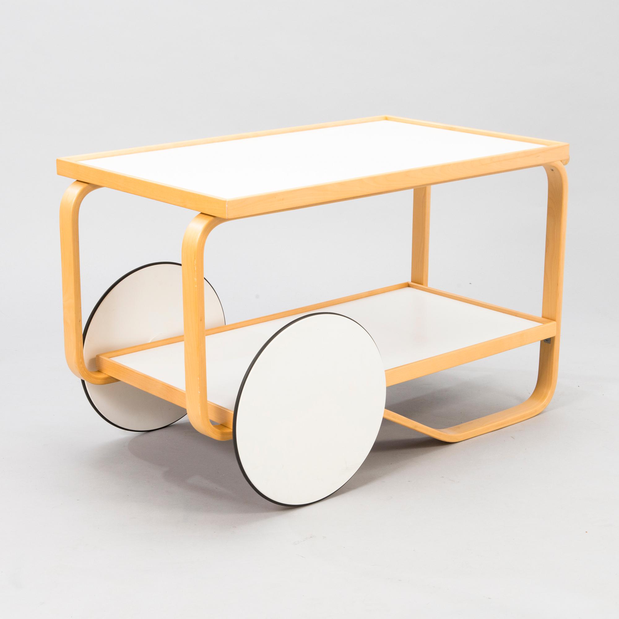 ALVAR AALTO, TARJOILUVAUNU 901, Artek, 1900-luvun loppu.