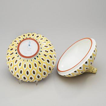 A Stig Lindberg faience tureen and cover, Gustavsberg Studio 1940's-50's.