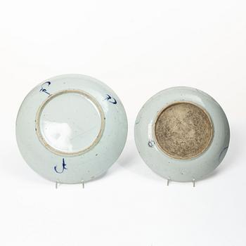 A pair of plates, Late Qing dynasty.