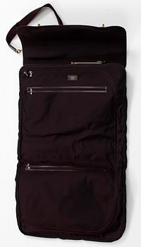 LOUIS VUITTON, a 'Gibeciere' garment cover.