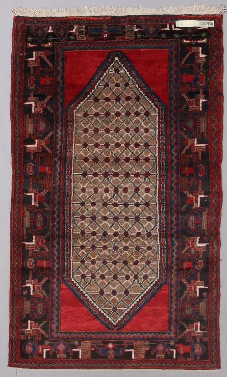 MATTA, orientalisk, ca 220 x 130 cm.
