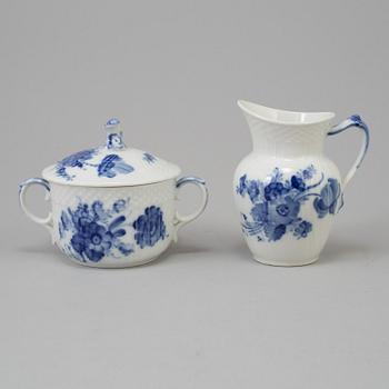 ROYAL COPENHAGEN, a 28 piece "Blå blomst" porcelain coffee service, Denmark.