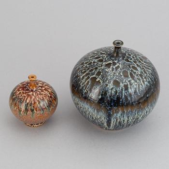 A set of seven stoneware vases, including Bertil Lundgren, Rörstrand, Klase Keramik, Gunnar Anderson and  Yngve Blixt.