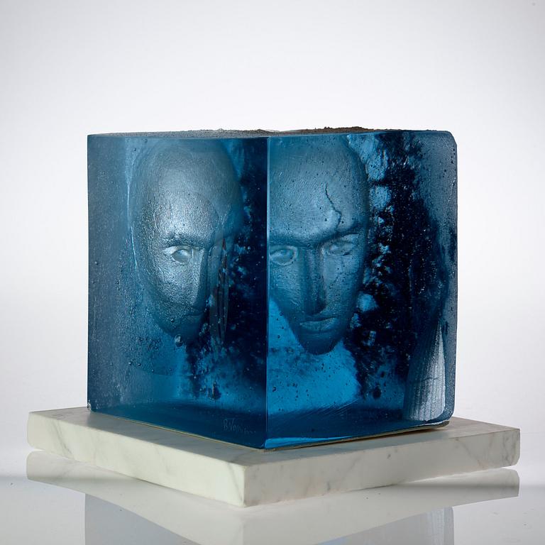 A unique Bertil Vallien sand cast glass sculpture, 'Inside', Kosta Boda 2007.