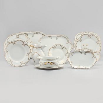 SERVISDELAR, 58 st, porslin, "Sanssouci", Rosenthal, 1900-tal.