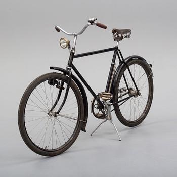 A mid 20th century bike.