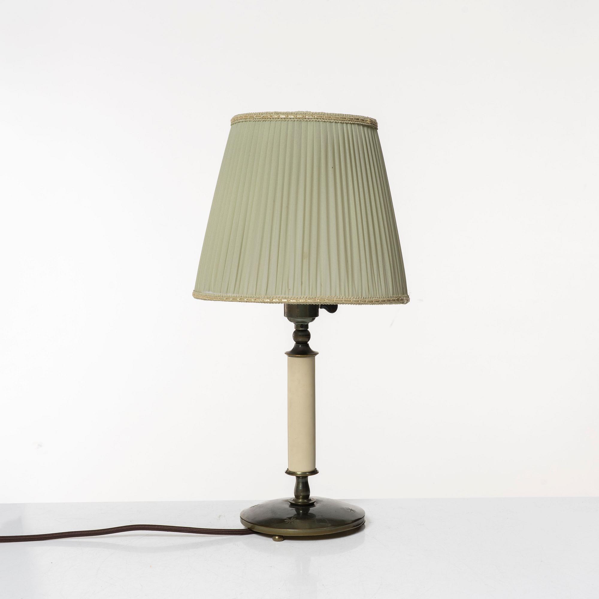 Harald Notini, a table lamp model "6930", Arvid Böhlmarks Lampfabrik, Stockholm, 1920s-30s.