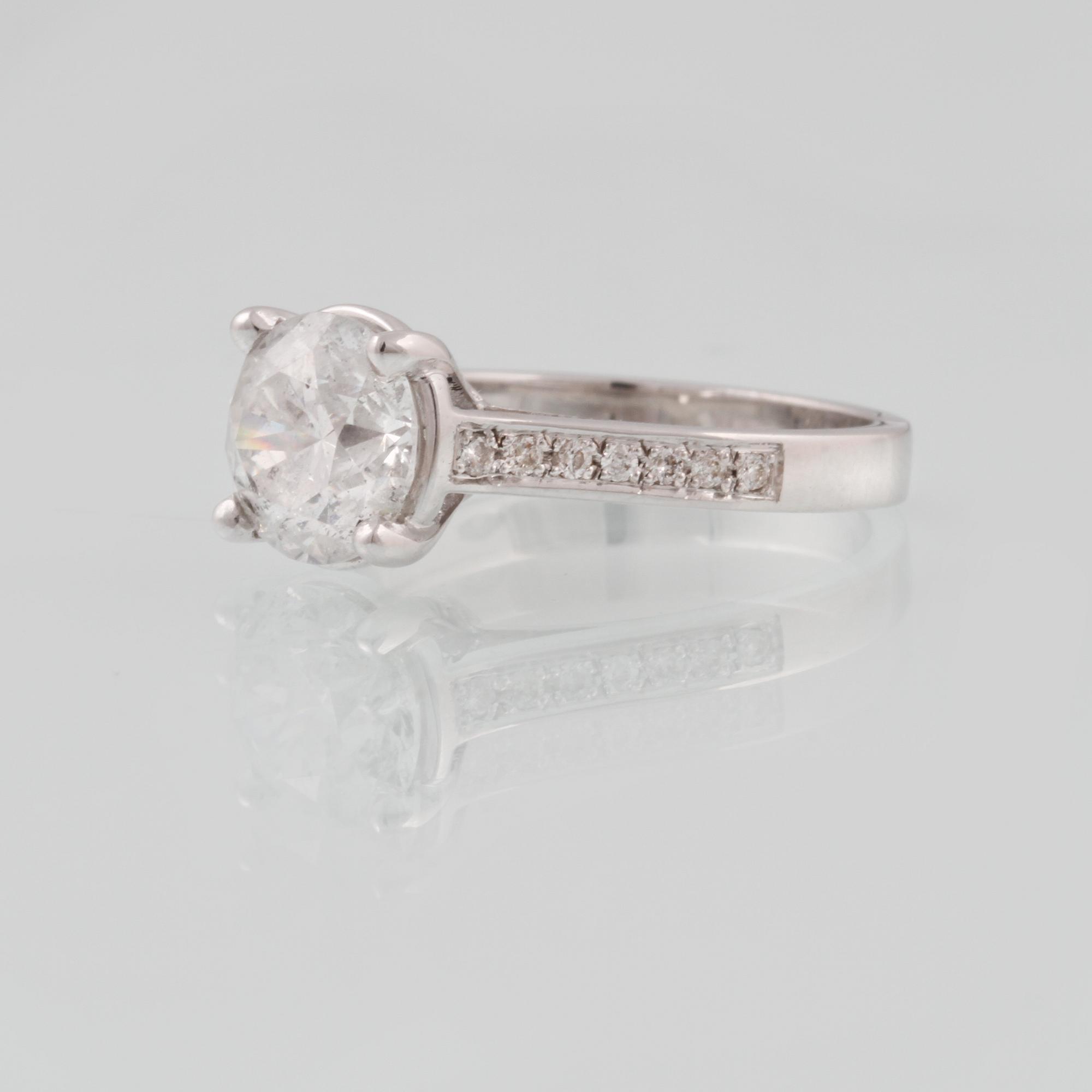 RING, 18K vitguld med briljantslipad diamant ca 2.31 ct, Milano, Italien. Vikt 4,9 gram.