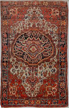 MATTA, antik/semiantik orientalisk. Ca 186x115 cm.