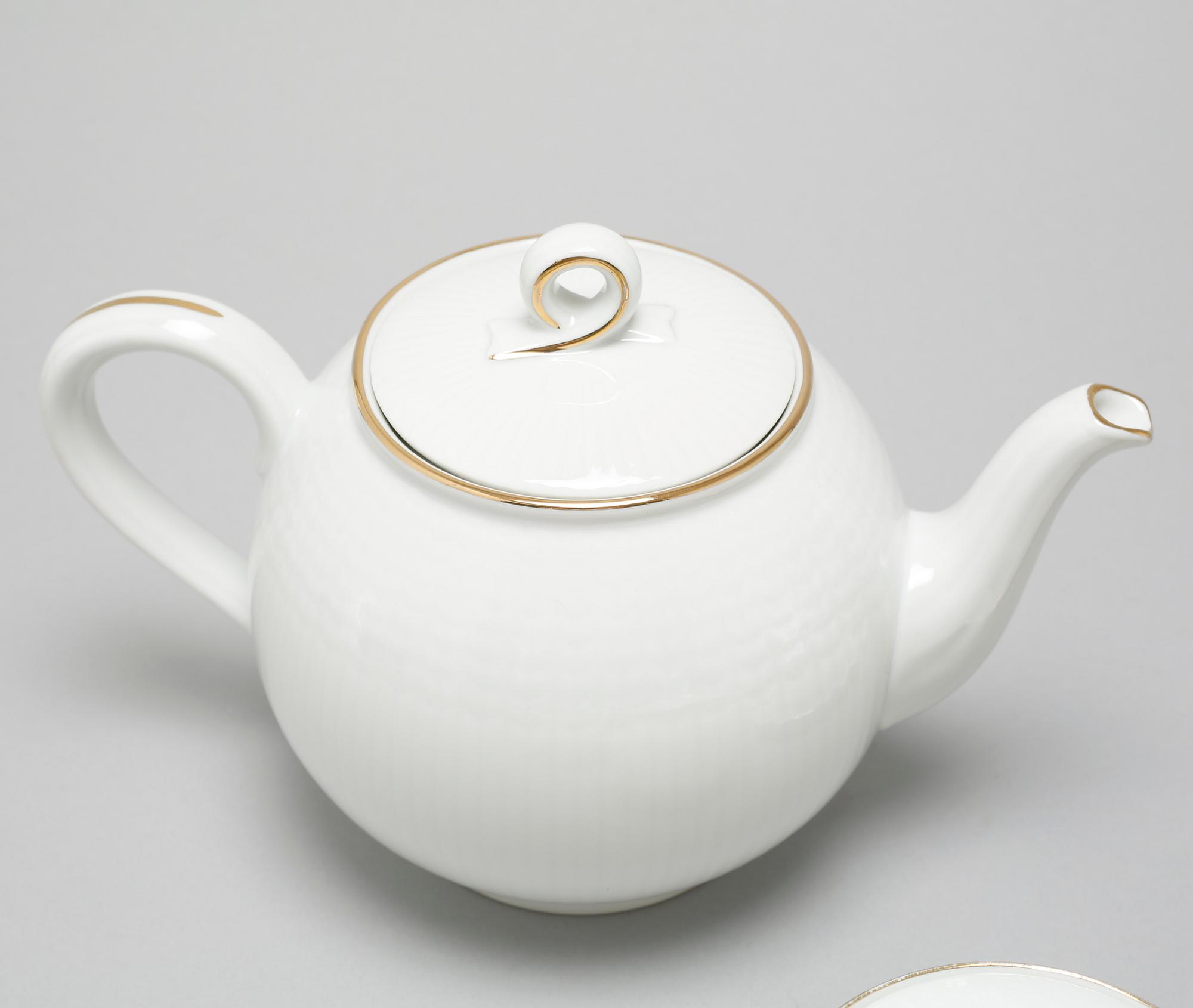 SERVISDELAR, 33 st, porslin, "Swedish Grace", Louise Adelborg, Lidköping/Rörstrand, 1900-tal.