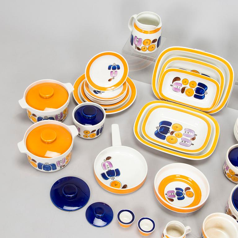 Timo Sarvimäki, servisdelar, 38 delar, "Karnival", Rörstrand.