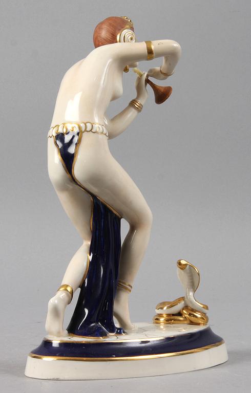 FIGURIN, porslin, Royal Dux, 1900-tal.