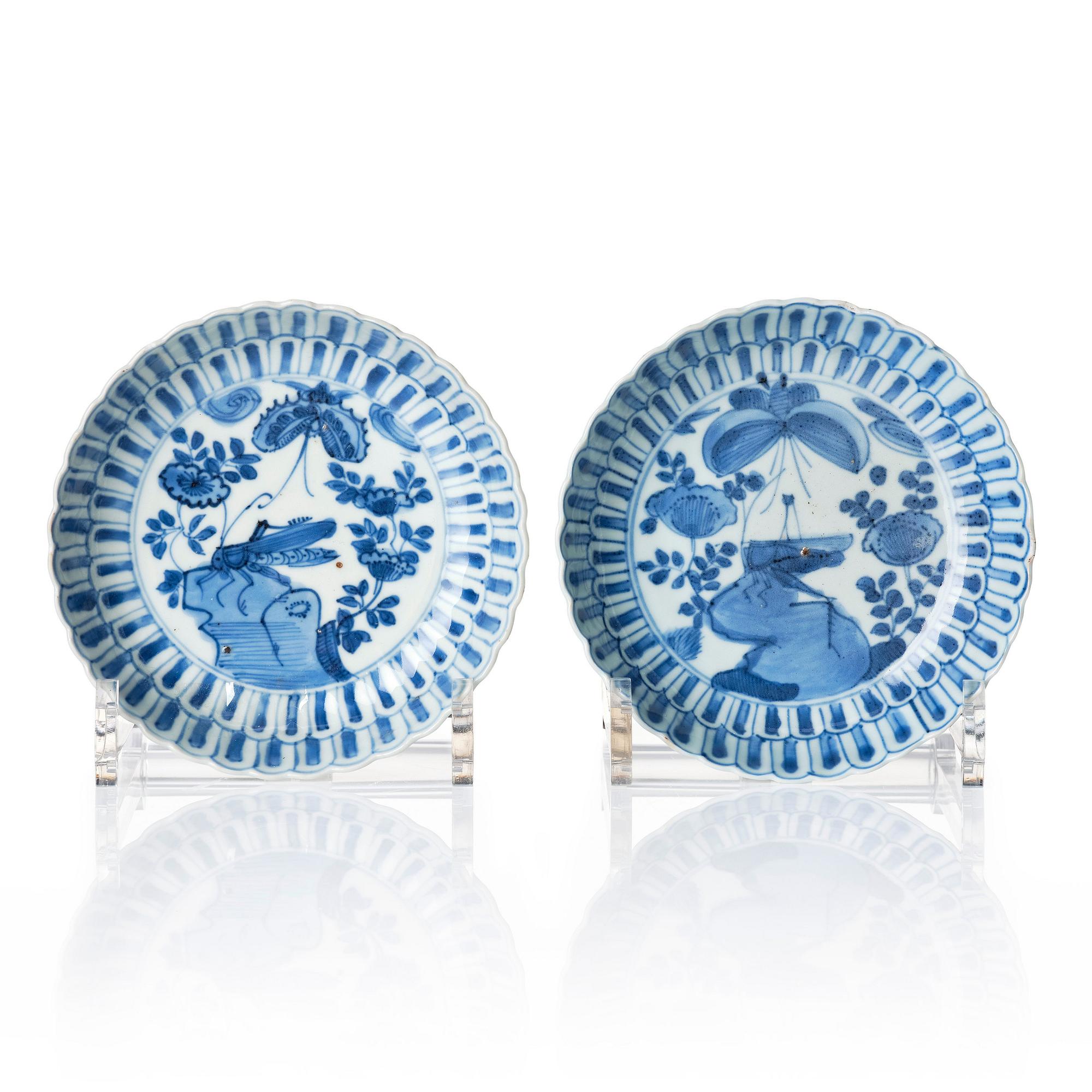 Fat, ett par, porslin. Mingdynastin, Wanli (1572-1620).