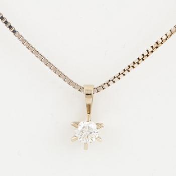 Brilliant-cut diamond necklace.