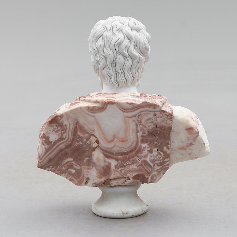 SKULPTUR, marmor, 1900-talets andra hälft.
