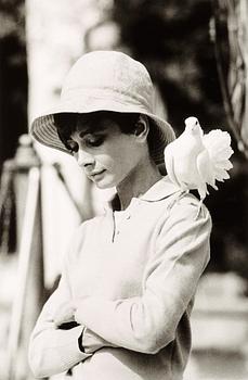 241. Terry O'Neill, "Audrey Hepburn with dove, St Tropez, 1967".