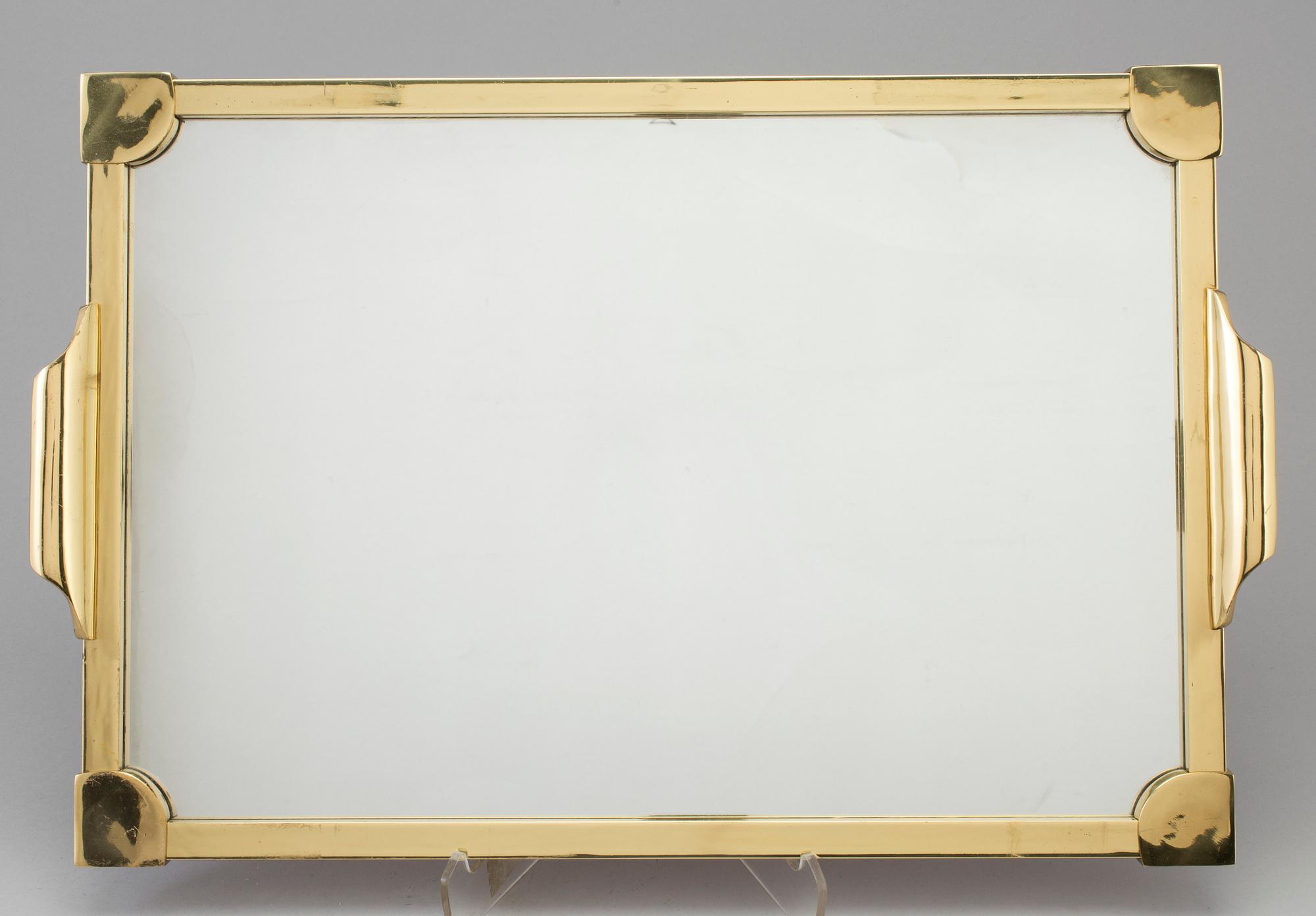 A mid 20th century table plateau.