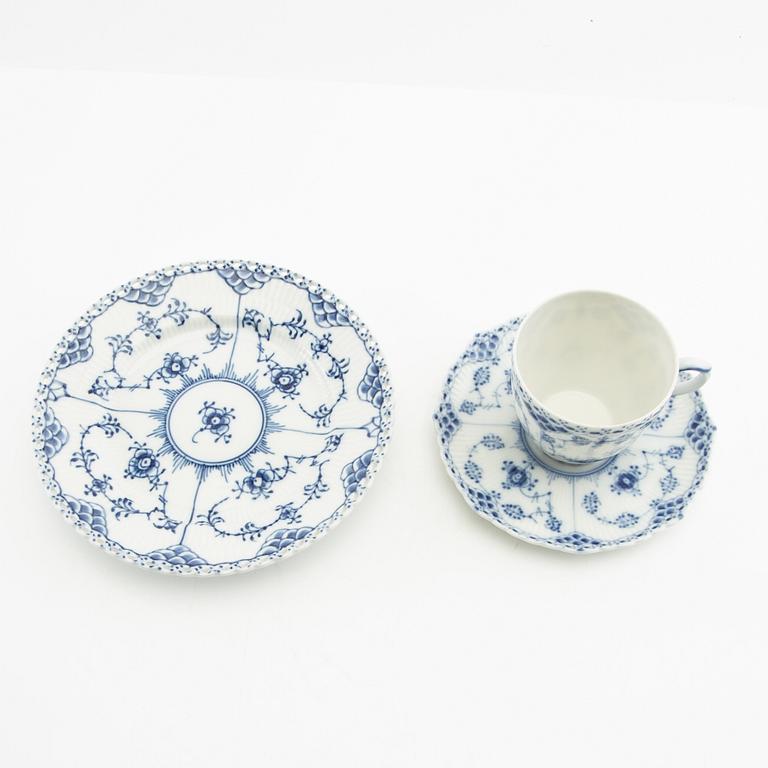 Servis 18 dlr "Musselmalet" Royal Copenhagen Danmark porslin.