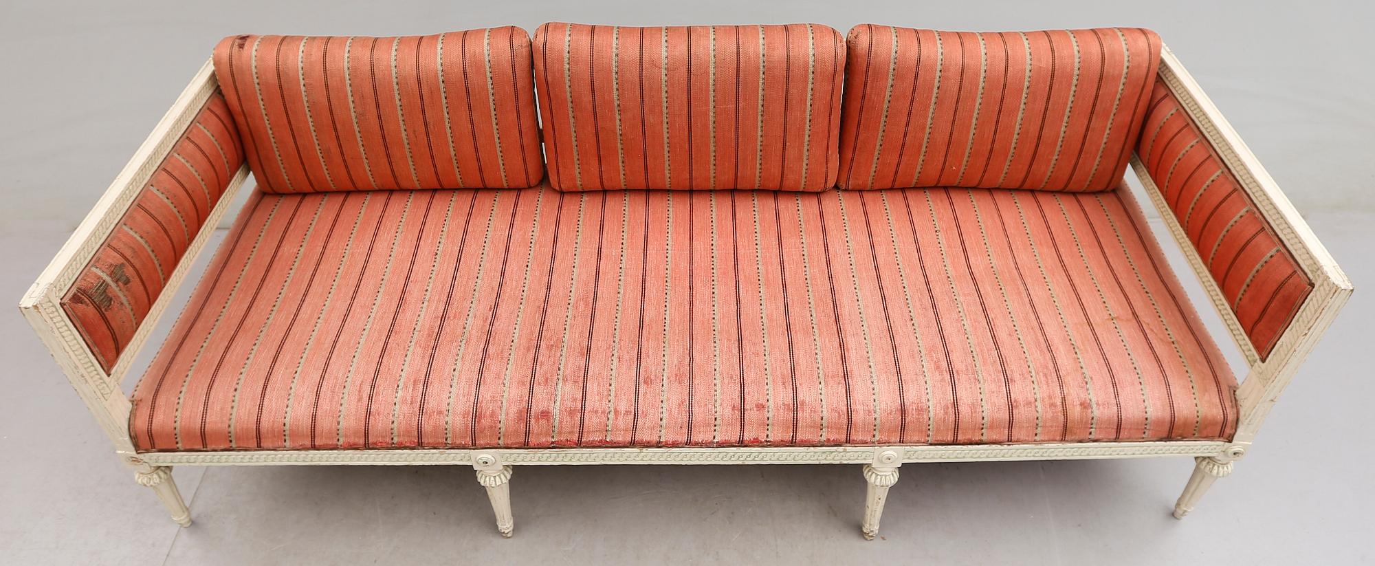 SOFFA, sengustaviansk, omkring år 1800.