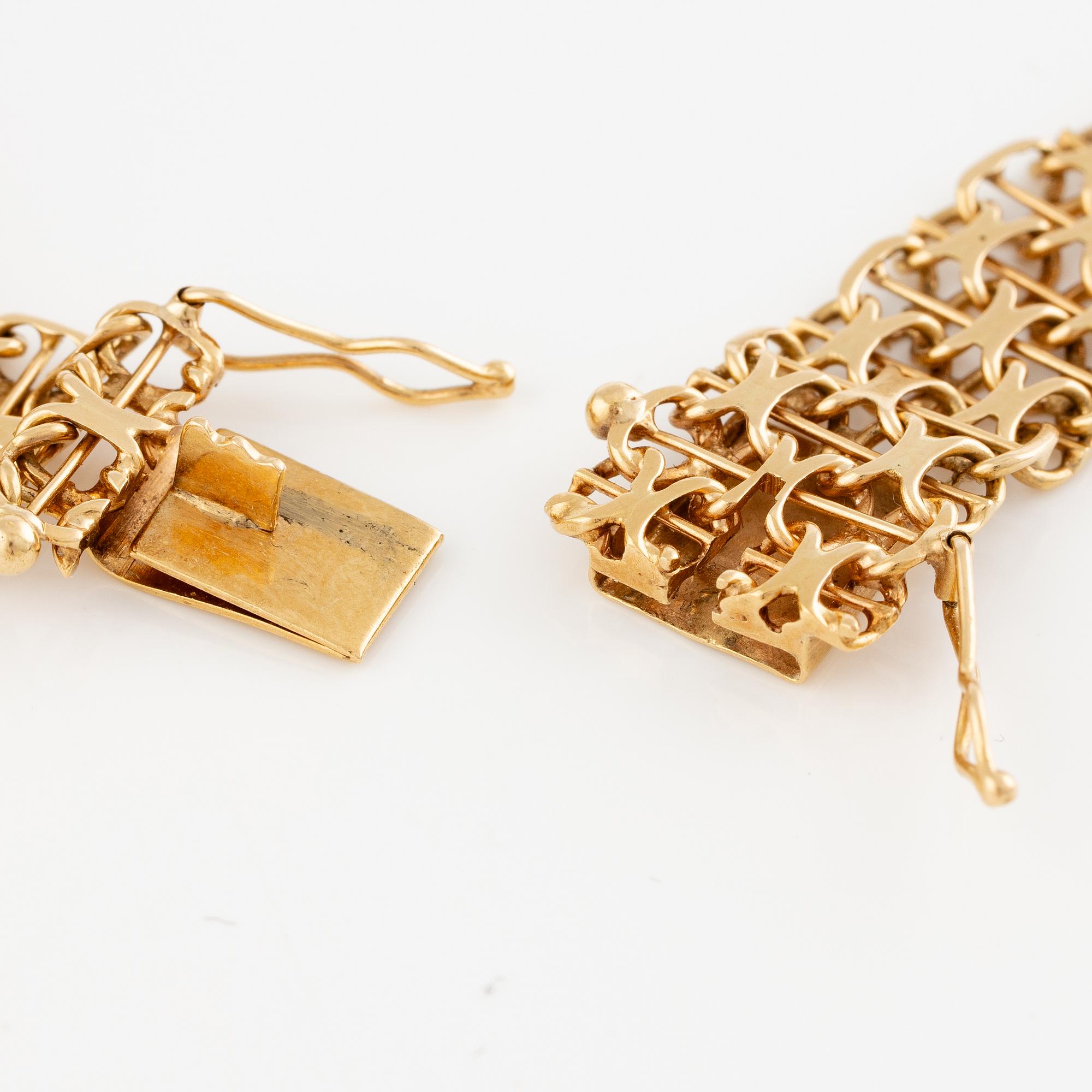 Collier, 18K guld, x-länk med hänge med snäckskalscamé.