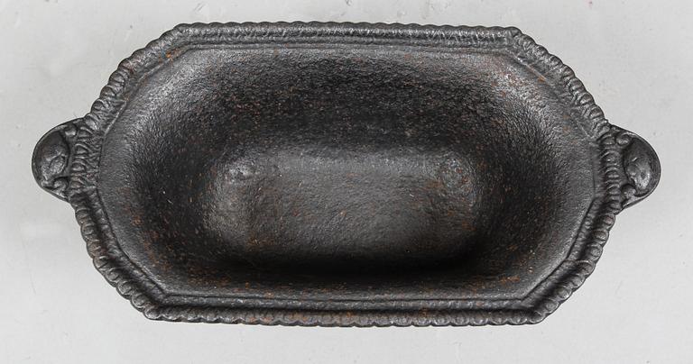TRÄDGÅRDSURNA, gjutjärn, 1900-tal.