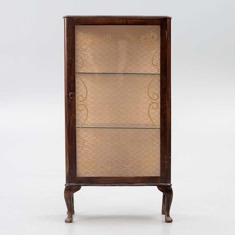 A display cabinet, first half of the 20th century.