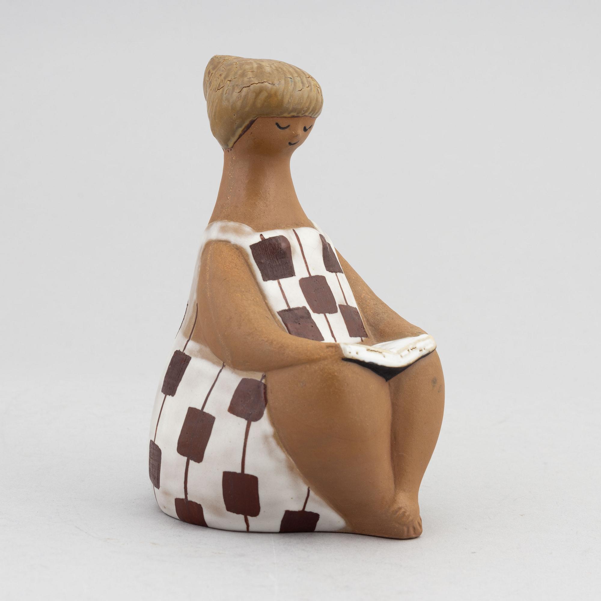 Lisa Larson, figurin, stengods, "Charlotta" ur serien "ABC-flickorna", Gustavsberg.