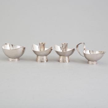 LJUSSTAKAR, ett par, samt SKÅL och GRÄDDKANNA, silver, Öhmans Eftr, P Aug, Lycksele, 1958-1960.