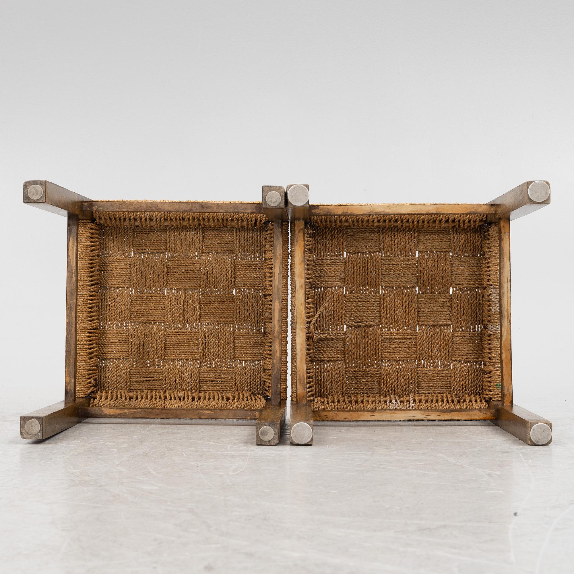 Axel Larsson, pallar, ett par, funkis, Bodafors, 1930-tal.
