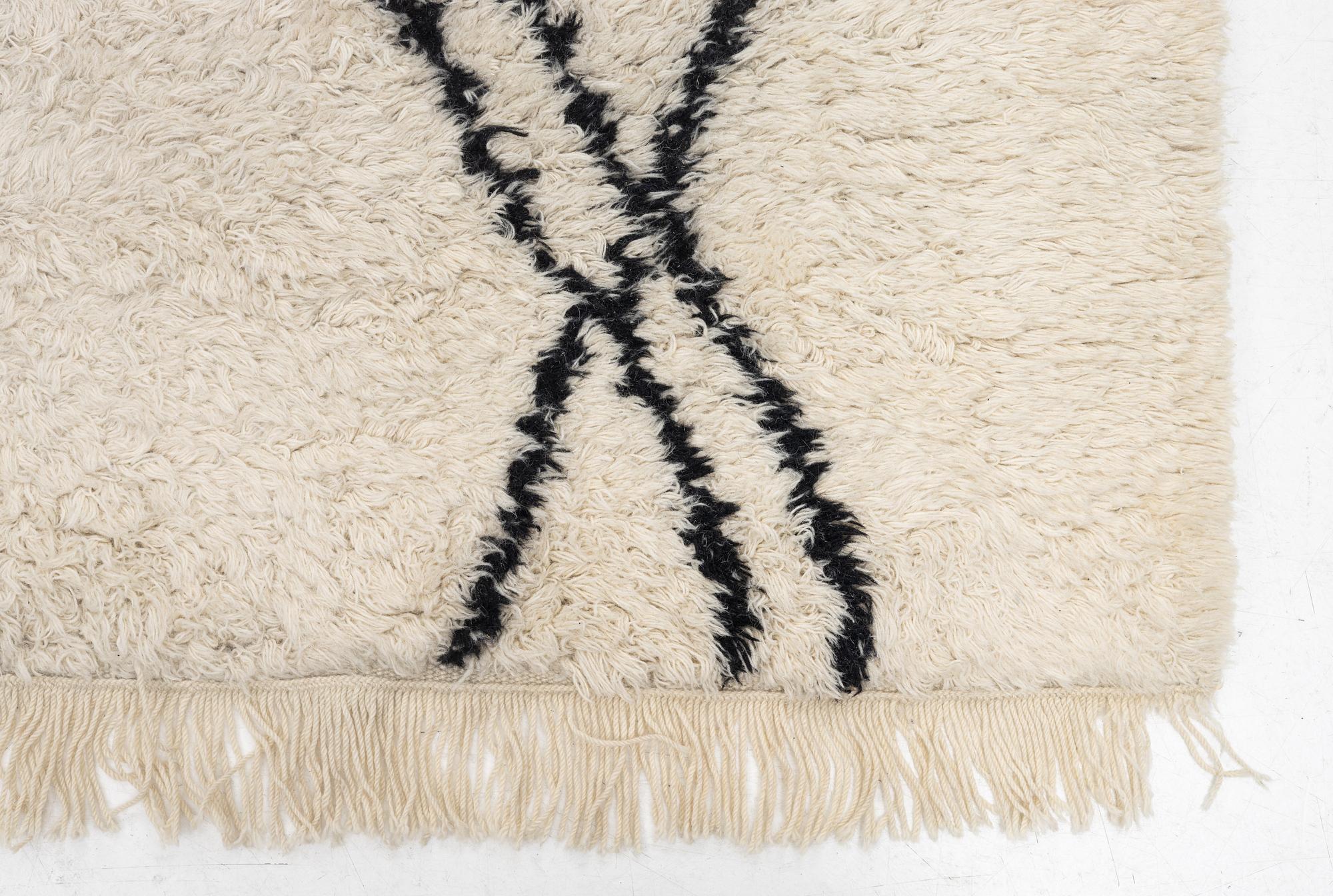A carpet, Beni Ourain, Morocco, approx. 295 x 236 cm.