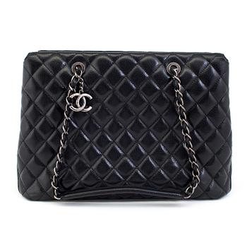 A "Grand Shopping Tote" by Chanel 2015/2016.