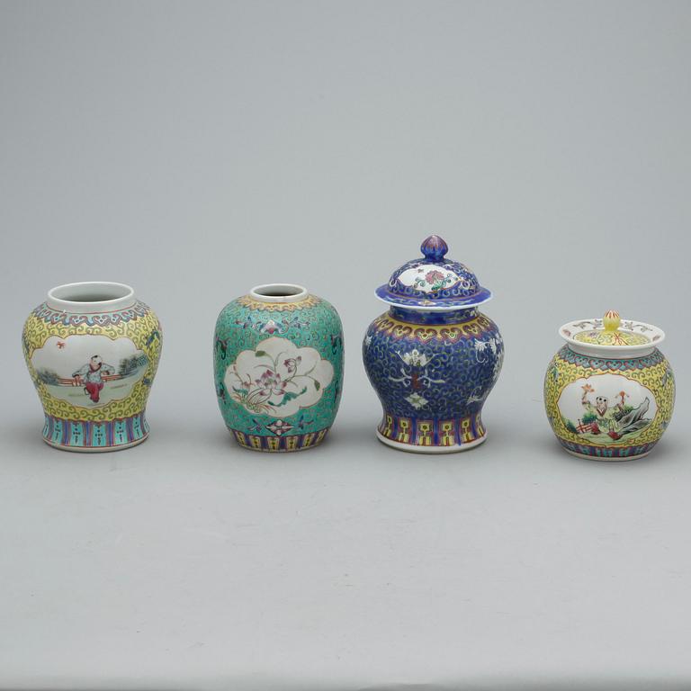 KRUKOR, 4 st, porslin, Kina, 1900-tal.