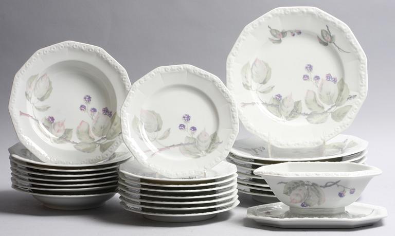 SERVISDELAR, 30 delar, porslin, Rosenthal, "Maria".