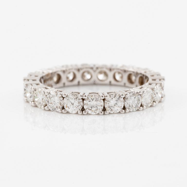 Ring, full eternity band, 18K white gold set with brilliant-cut diamonds.