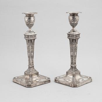 Ljusstakar, ett par, silver, Georg III-stil, James Deakin & Sons (1882-1932), Sheffield, England.