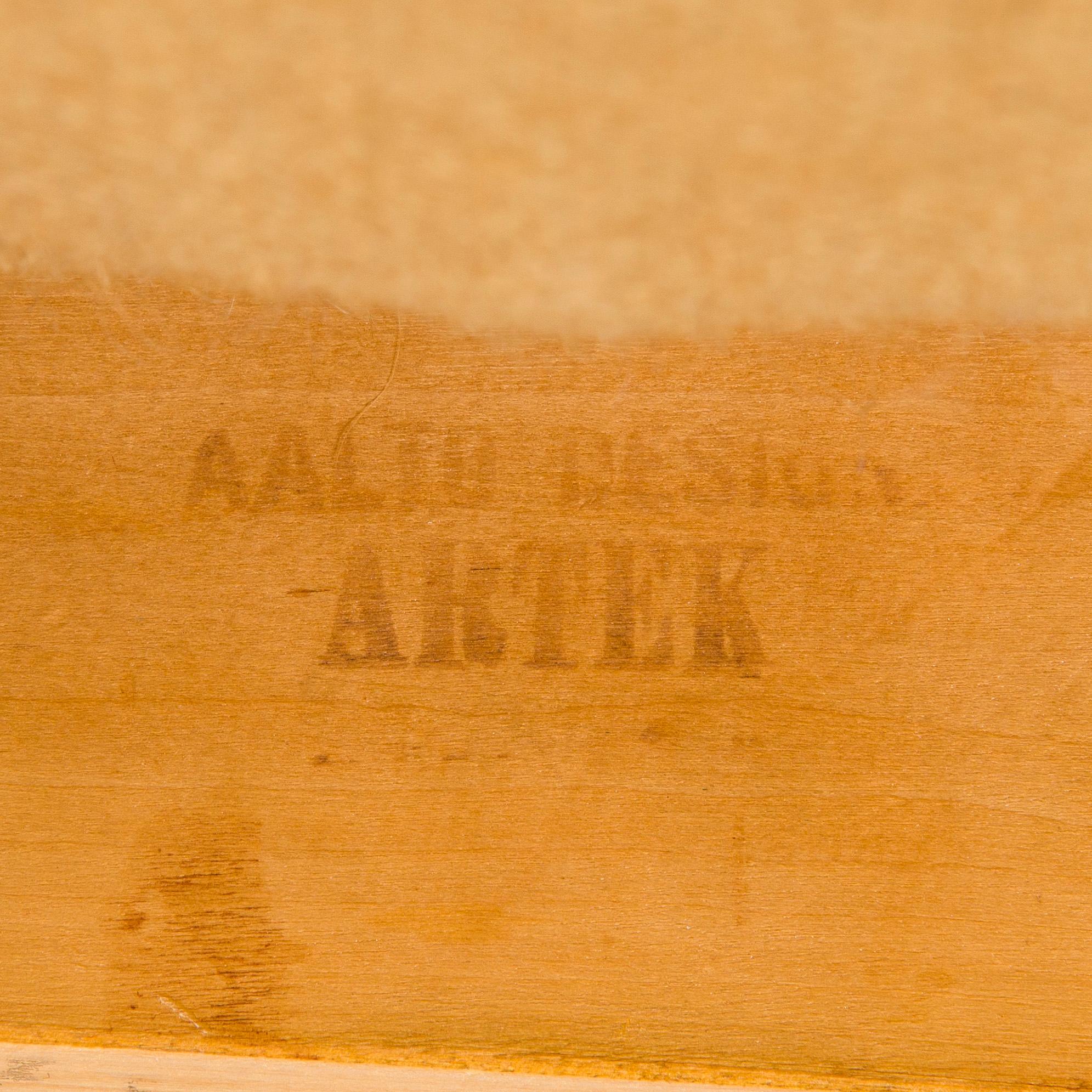 Alvar Aalto, nojatuolipari, malli 34 O.Y. Huonekalu- ja Rakennustyötehdas A.B. 1900-luvun puoliväli.