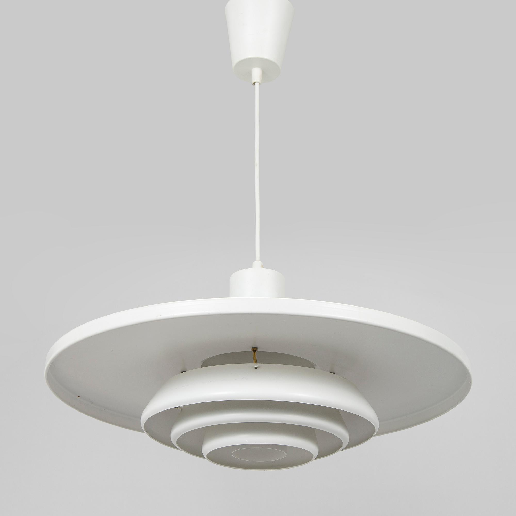 Alvar Aalto, kattovalaisin, malli A 337, "Lentävä lautanen", Valaisinpaja Oy.