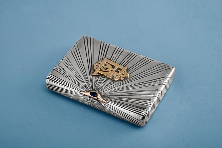 A CIGARETTE CASE, 813 silver, gold, sapphire. J.V. Aarne Vyborg 1918. Weight 188 g.