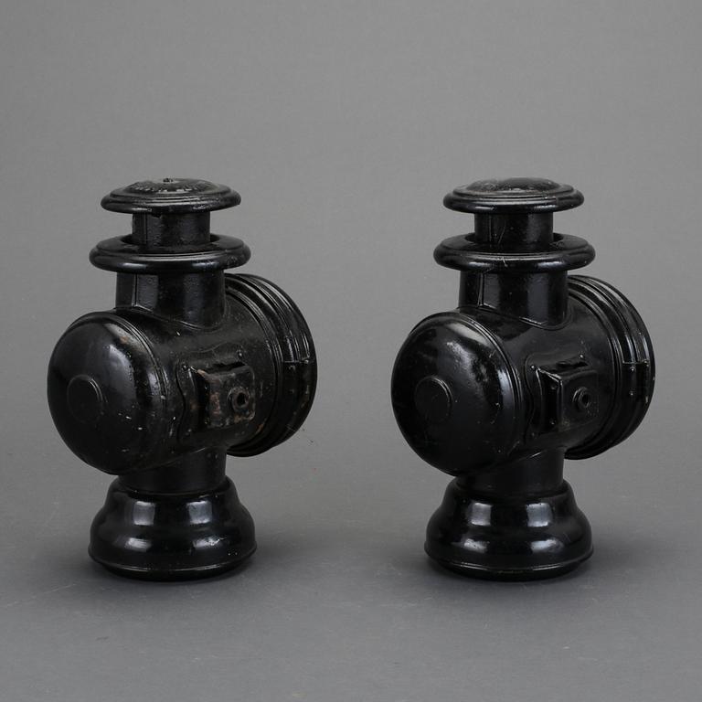 VAGNSLYKTOR, ett par, 1800-tal.