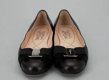 BALLERINAS, Salvatore Ferragamo.