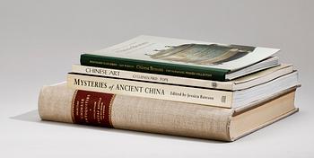 PARTI BÖCKER OM KINA, 4 st, bla "Selcted Chinese Antiquities from the collection of Gustaf Adolf Crown Prince of Sweden", Stockholm 1948.