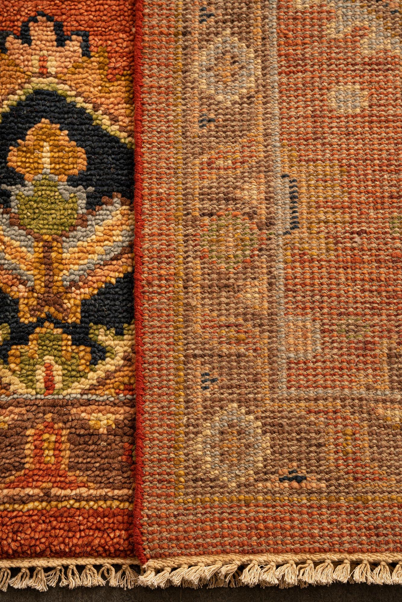 Carpet, Mamluk design, ca 304 x 239 cm.