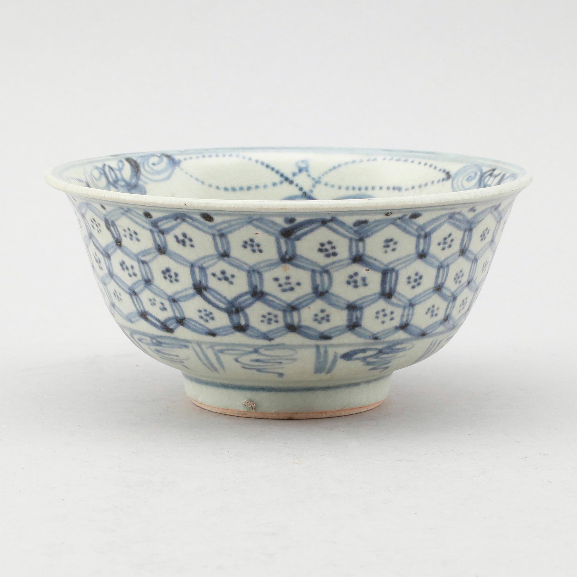 SKÅL, porslin,  södra Kina, Ming 1400-tal.