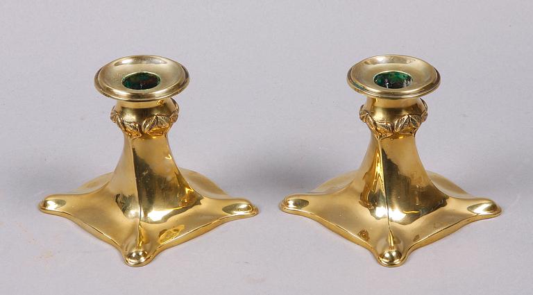 LJUSSTAKAR, ett par, mässing, jugend, 1900-talets första hälft.