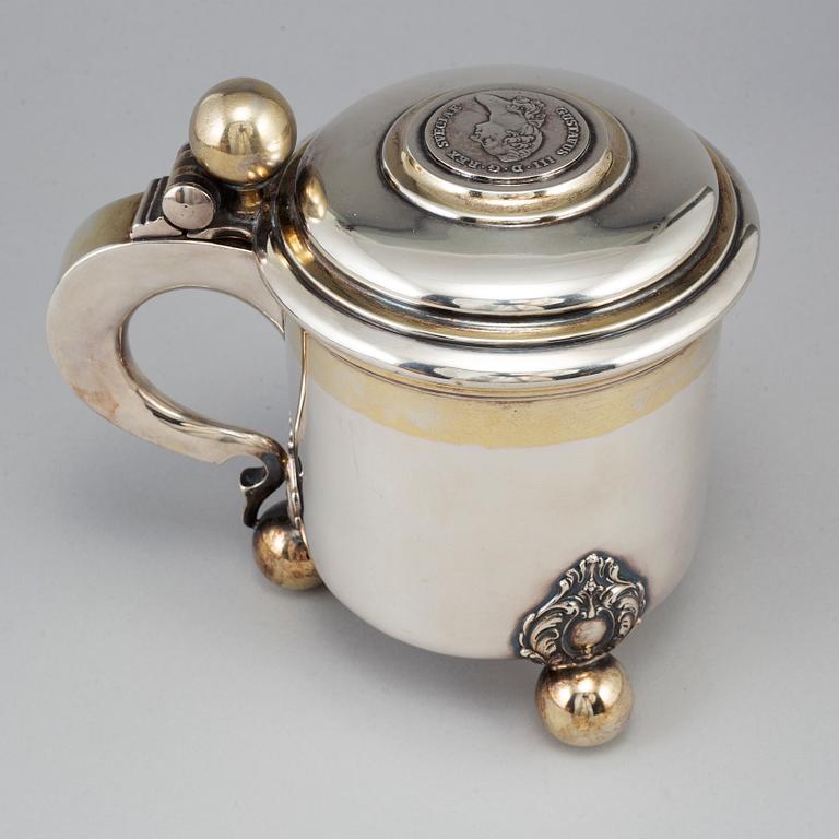 A parcel gilt silver tankard, CG Hallberg, Stockholm 1881.
