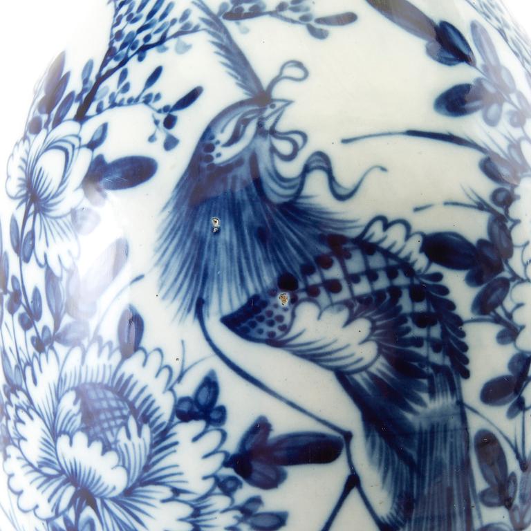 A blue and white Chinese vase, 20th century.