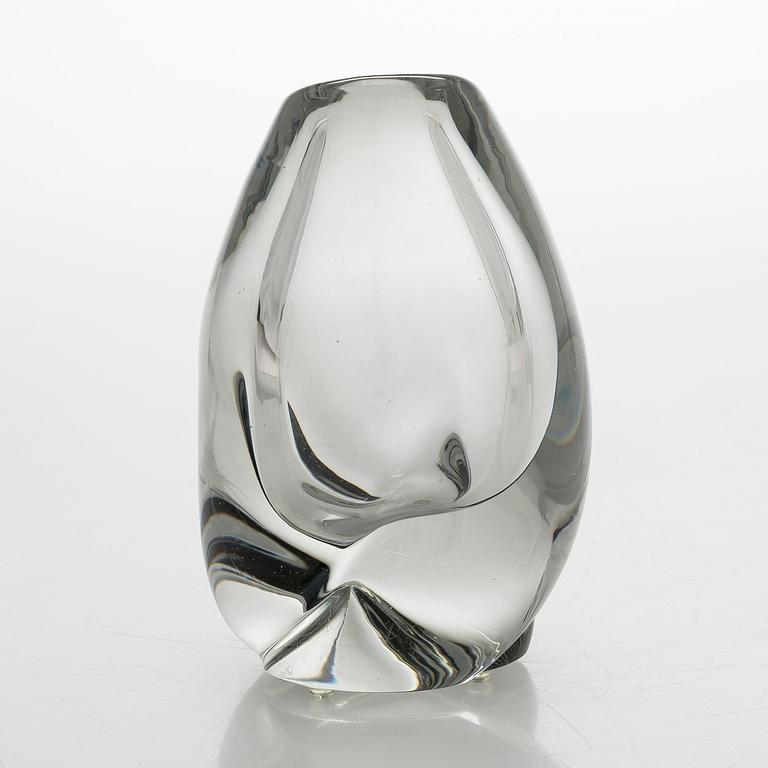 Gunnel Nyman, vas, modell "GN 35", signerad G. Nyman Nuutajärvi Notsjö -51.