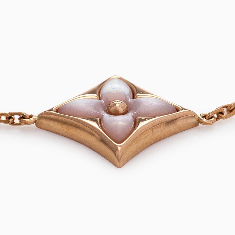 Louis Vuitton, armband, "Color Blossom BB Star", 18K roséguld, rosa pärlemor och en briljantslipad diamant.