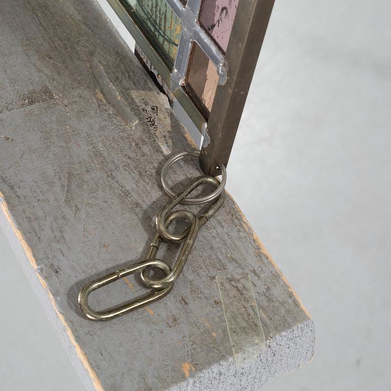 BLYGLASFÖNSTER, omkring 1900-talets mitt.